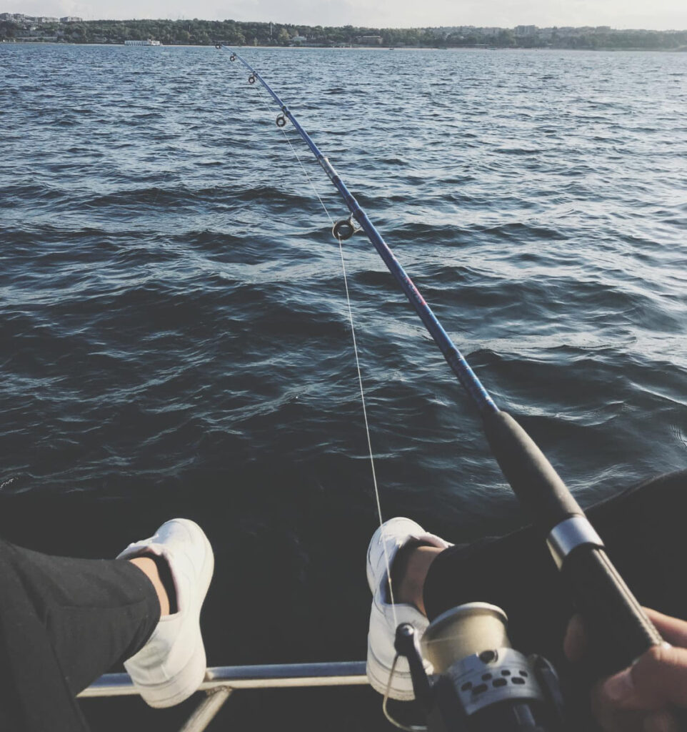 Tour privato di pesca a Taormina